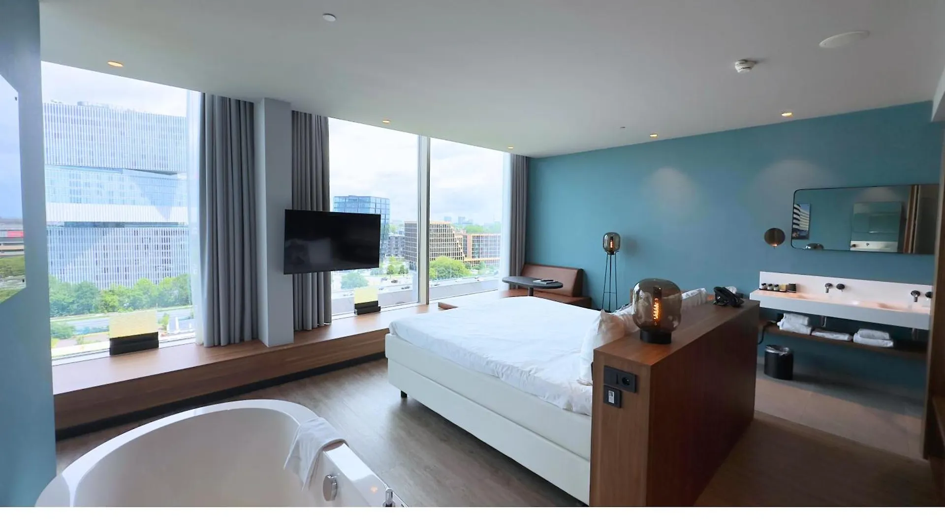 Van Der Valk Hotel Amsterdam Zuidas -Rai Países Bajos